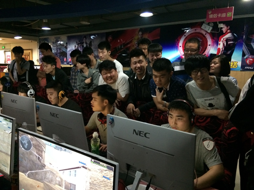 余嘉豪依然 余嘉豪依然