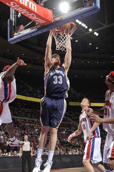 对阵欧联中 对阵欧联中