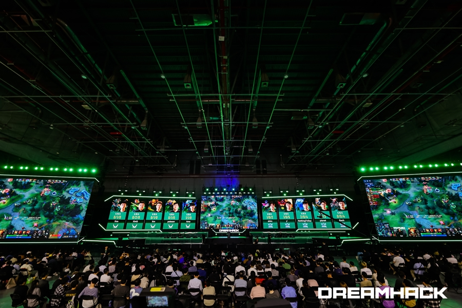 队的比赛中 队的比赛中