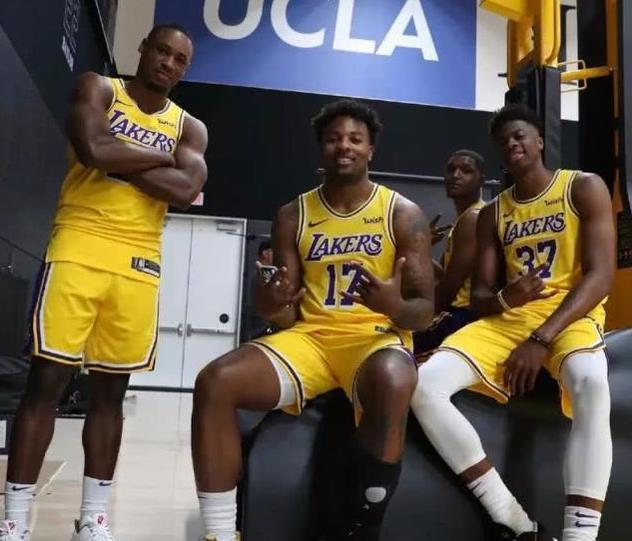 皮肤高光与 皮肤高光与