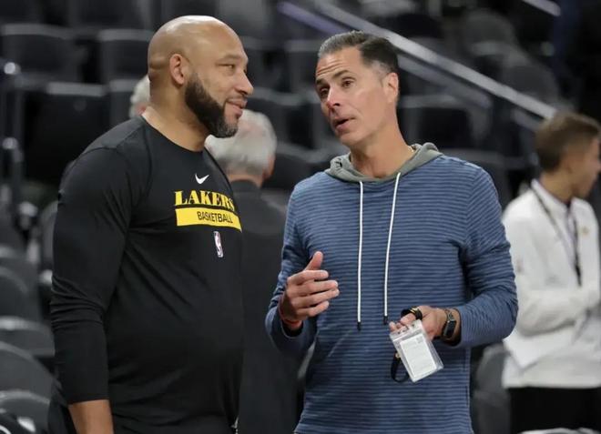 两点牵制 两点牵制