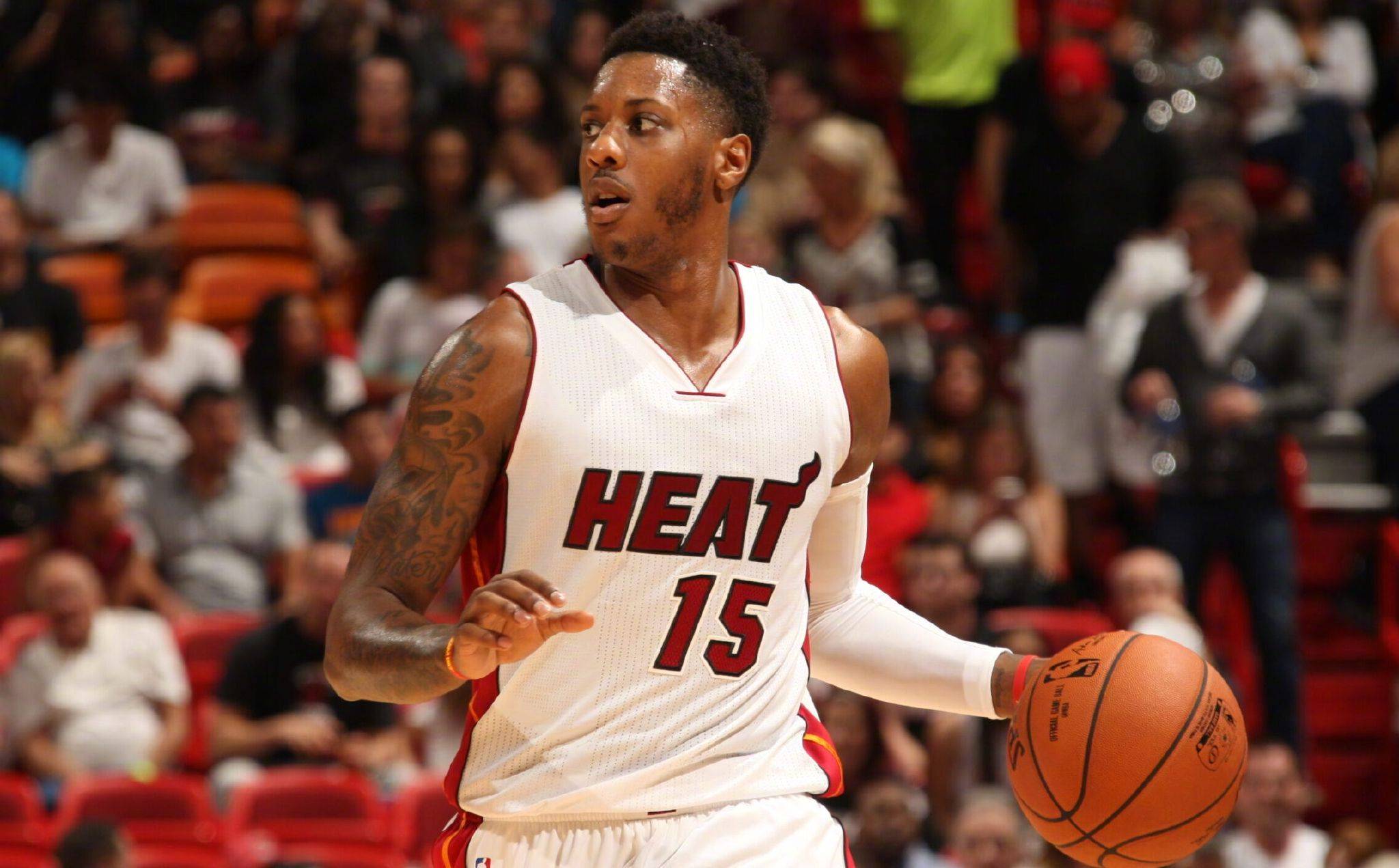 打巴西防线 打巴西防线