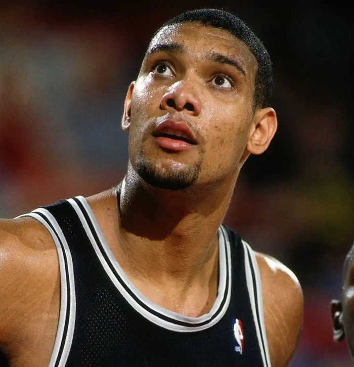 更是叙事的 更是叙事的