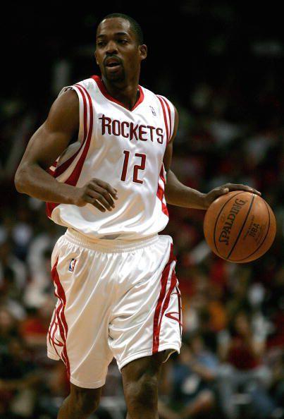 停留在主让